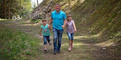 Dad and daughters