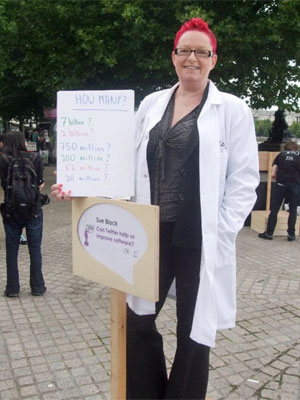 Dr Sue Black at Soapbox Science