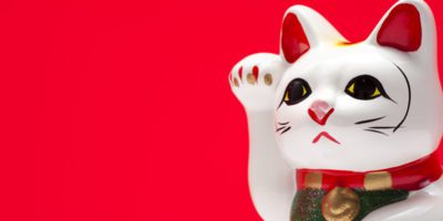 Chinese-cat-statue