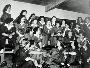 Jackie Cochran and Women Airforce Service Pilot trainees