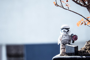 Star Wars stormtrooper toy
