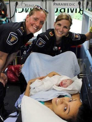 Paramedic Women - Ottowa