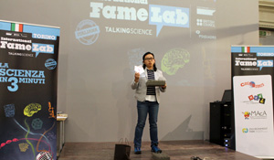 Anj-Lusuan taking part in FameLab in Turin in 2016