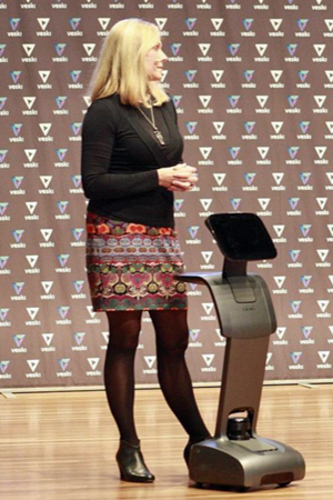 Nicci Rossouw and robot
