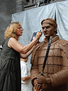 Laury sculpting Roger Federer